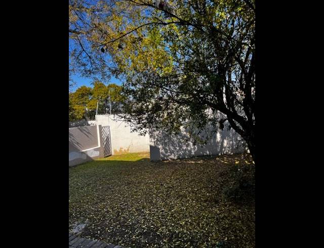 2 BEDROOM PROPERTY TO RENT IN SANDTON CBD